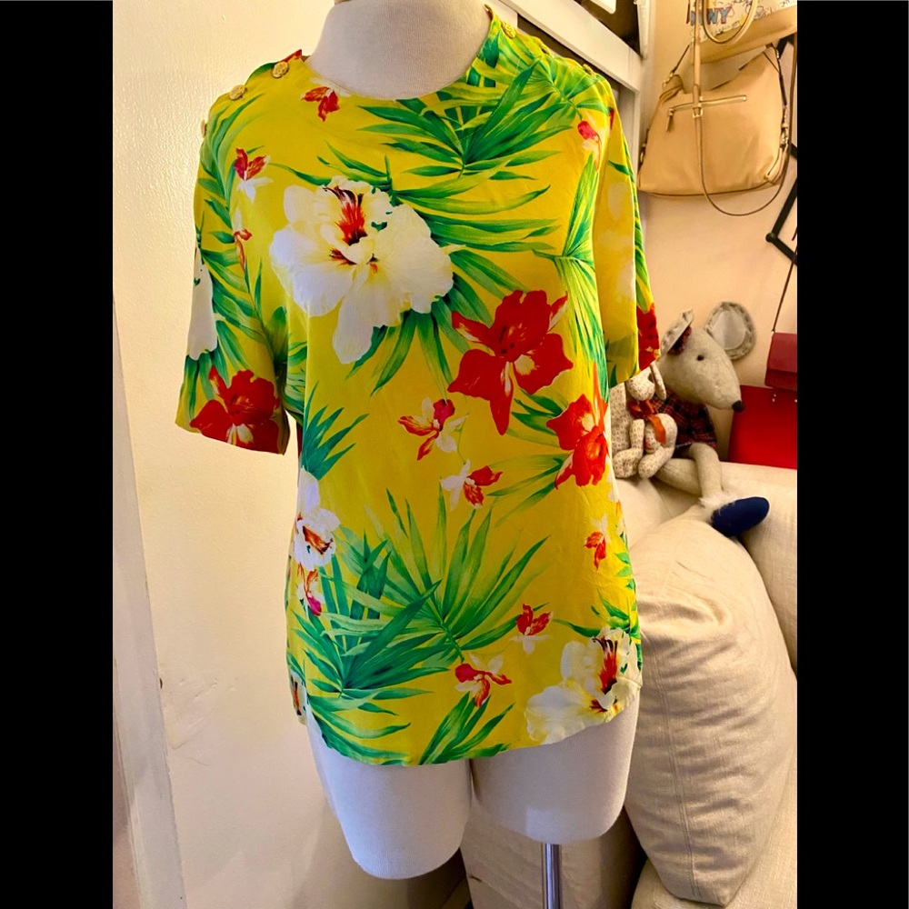 Escada  by Margaretha ley Vintage silk blouse, excellent Condition